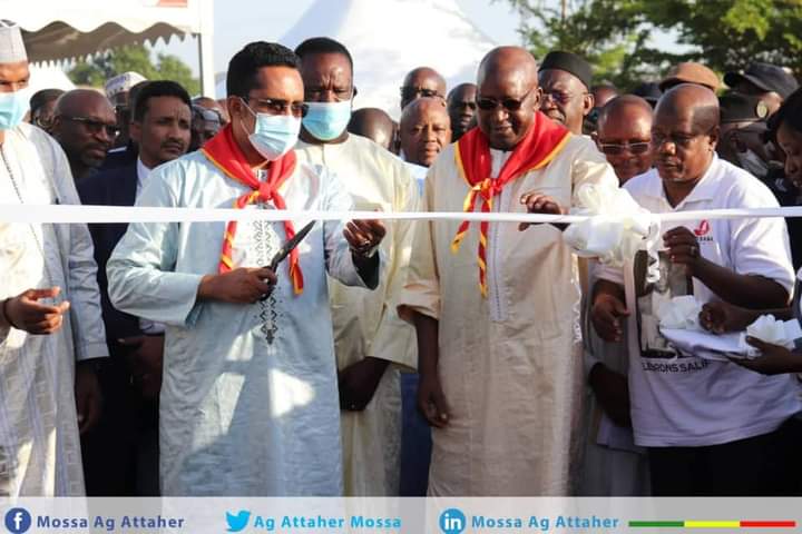 Mossa Ag Attaher et Salif Keita